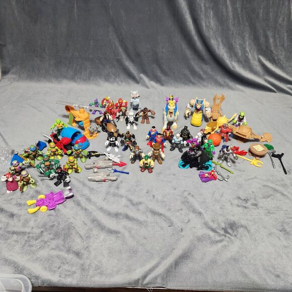 Lot of 34 Imaginext Marvel DC Ninja Turtles Star Wars Figures And More